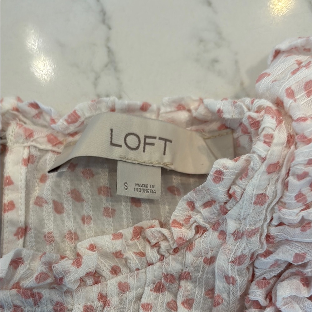 LOFT Textured Pink and White Blouse - Picture 4 of 8